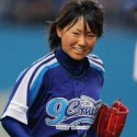 Post thumbnail of 18-Year Old, 5′1″ Japanese Girl Mastered Knuckleball By Watching Tim Wakefield
